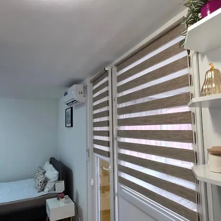 Old Town Cute - Completely Renovated December 2025 * サラエヴォ