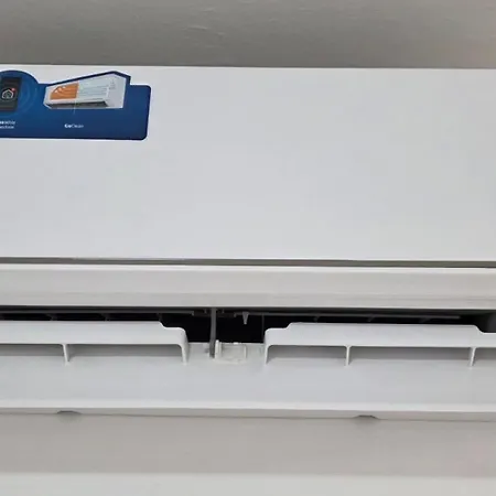 Old Town Cute - Completely Renovated December 2025 アパート