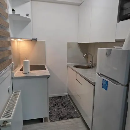 Old Town Cute - Completely Renovated December 2025 アパート *