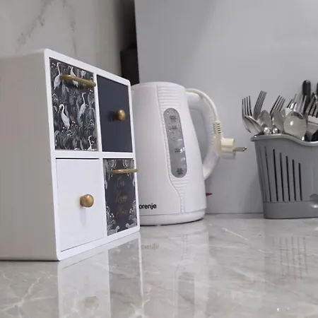 アパート Old Town Cute - Completely Renovated December 2025 *