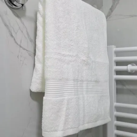 アパート Old Town Cute - Completely Renovated December 2025 サラエヴォ