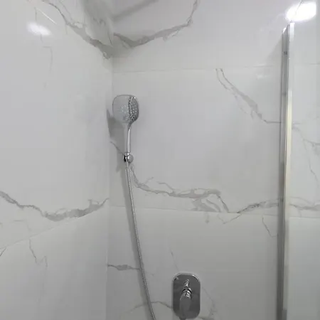 Old Town Cute - Completely Renovated December 2025