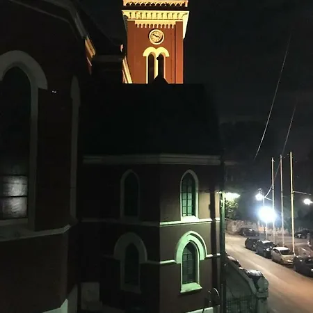 Lejlighed Old Town Cute - Completely Renovated December 2025