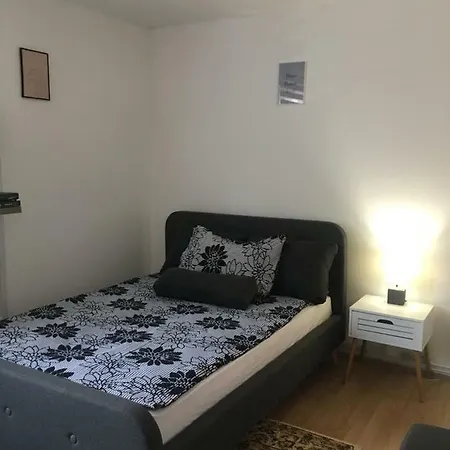 Old Town Cute - Completely Renovated December 2025 Сараево