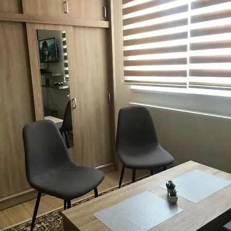 Old Town Cute - Completely Renovated December 2025 * サラエヴォ