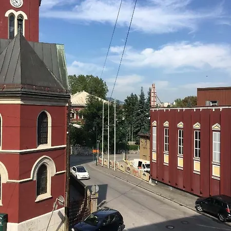 Lejlighed Old Town Cute - Completely Renovated December 2025 *