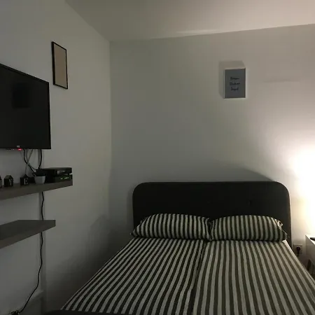 Old Town Cute Apartament *
